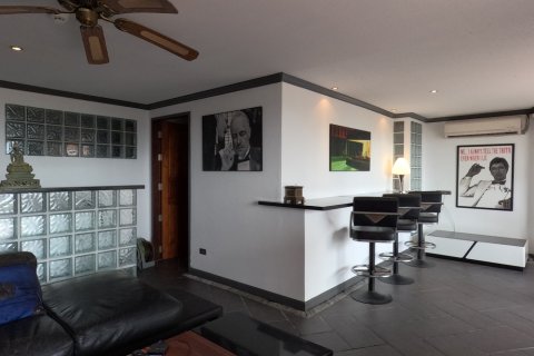 Квартира в Паттайе, Таиланд с 3 комнатами  № 159749 - фото 2