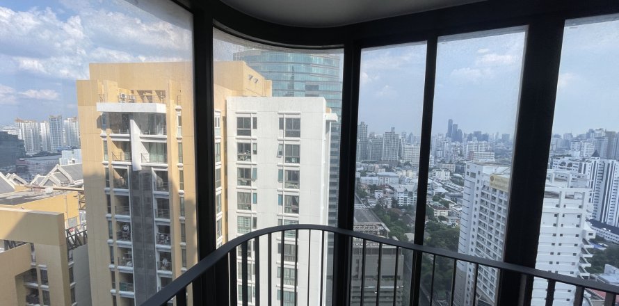 Кондоминиум с 2 спальнями в Хуай Кванге, Бангкок, Таиланд № 137790