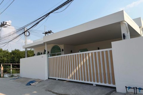 Villa à Pattaya, Thaïlande 5 chambres № 159885 - photo 8