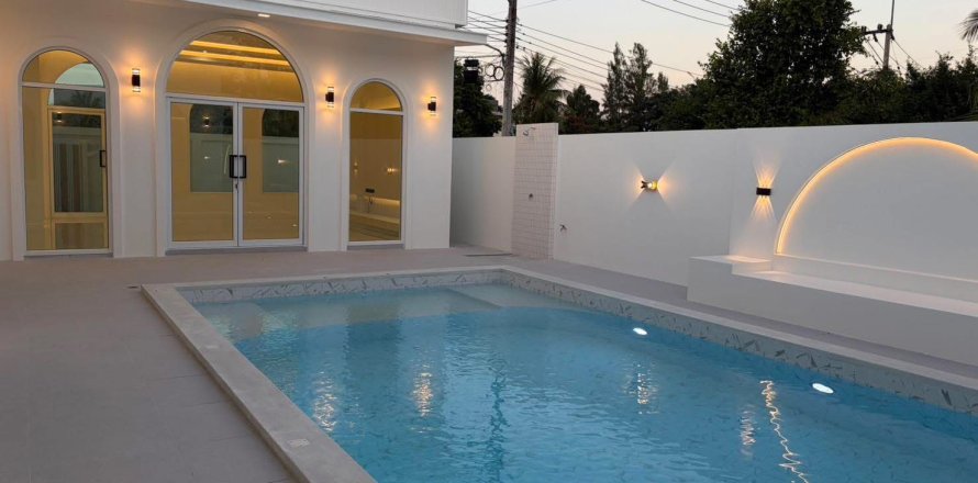 Villa à Pattaya, Thaïlande 5 chambres № 159885
