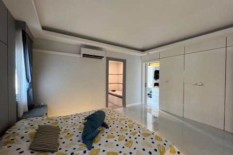 Villa in Pattaya, Thailand 3 bedrooms № 159881 - photo 13