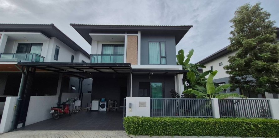 Villa in Pattaya, Thailand 3 bedrooms № 159884