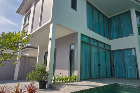 Вилла в Паттайе, Таиланд с 3 спальнями  № 159882 - фото 4