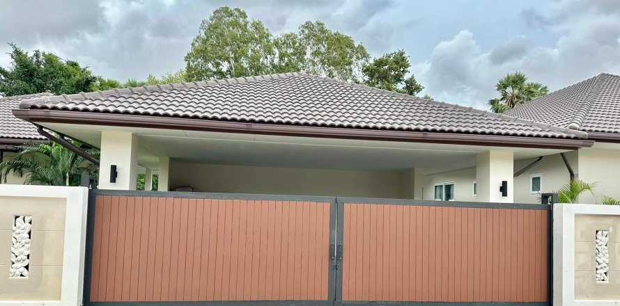 Вилла в Паттайе, Таиланд с 6 спальнями  № 159879