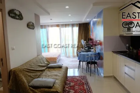 Estudio en el condominio en Pattaya, Tailandia № 213728