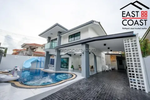 Casa de 6 dormitorios en Jomtien Beach, Pattaya, Tailandia № 213725
