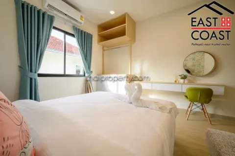 Casa de 6 dormitorios en Jomtien Beach, Pattaya, Tailandia № 213725 - foto 26