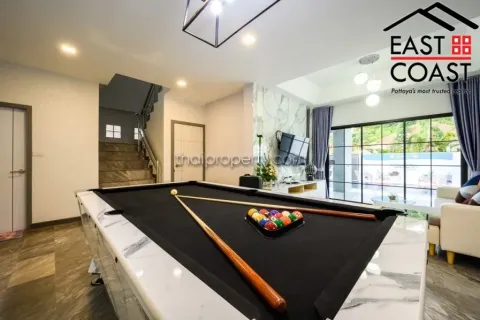 Casa de 6 dormitorios en Jomtien Beach, Pattaya, Tailandia № 213725 - foto 7