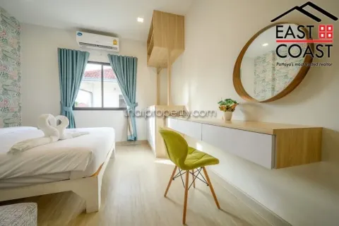 Casa de 6 dormitorios en Jomtien Beach, Pattaya, Tailandia № 213725 - foto 24