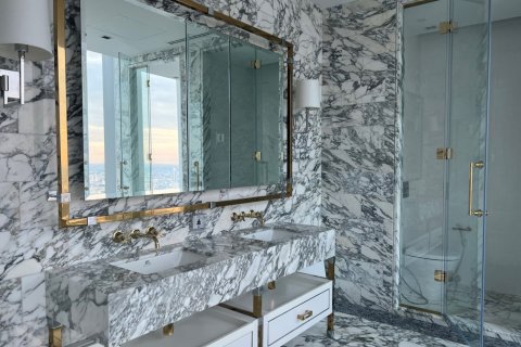 Condo in Bangkok, Thailand, 2 bedrooms  № 180874 - photo 5