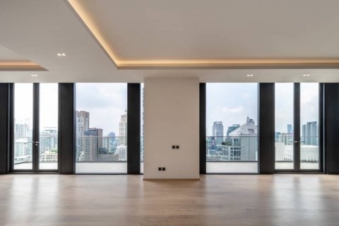 Penthouse in Bangkok, Thailand 3 bedrooms № 180870 - photo 6