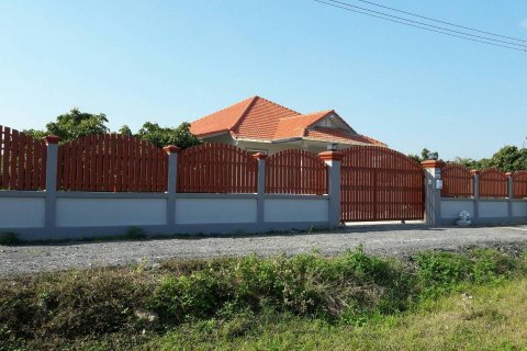 Дом в Сан Па Тонге, Таиланд с 5 спальнями  № 140256 - фото 2