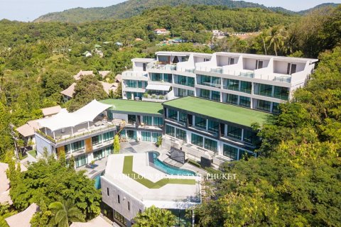 Condo in Rawai, Thailand, 3 bedrooms № 179652