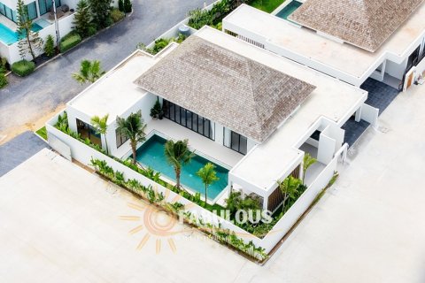 Villa in Bang Tao, Thailand 3 bedrooms № 179654