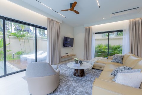 Villa in Phuket, Thailand 3 bedrooms № 167863 - photo 28