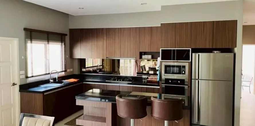 Вилла в Паттайе, Таиланд с 3 спальнями  № 167860