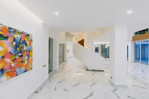 House in Hang Dong, Thailand 8 bedrooms № 167865 - photo 9