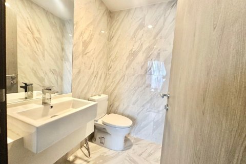 Кондоминиум с 2 спальнями в Клонг Тоэй, Бангкок, Таиланд № 162926 - фото 8