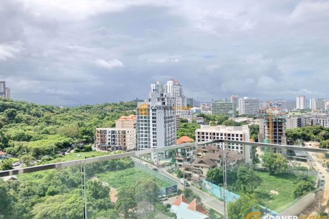 Condo in Chonburi, Thailand, 1 bedroom  № 176758 - photo 11