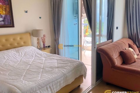 Condo in Chonburi, Thailand, 1 bedroom  № 176758 - photo 7
