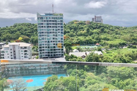 Condo in Chonburi, Thailand, 1 bedroom  № 176758 - photo 12