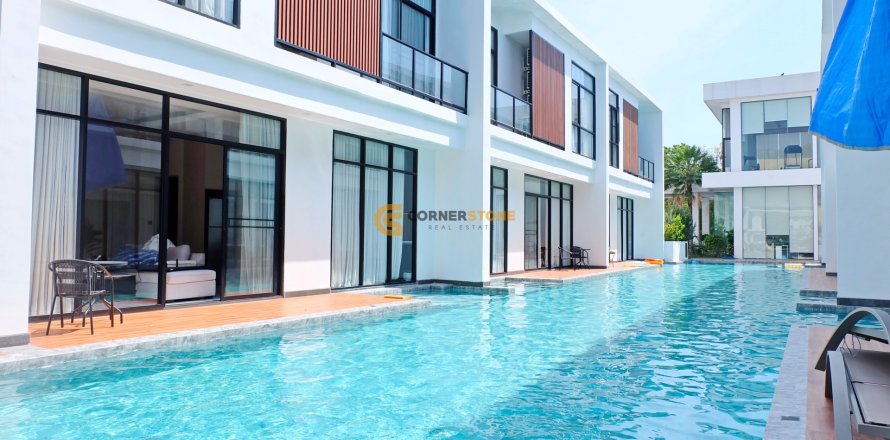 Studio in Pattaya, Thailand № 176756