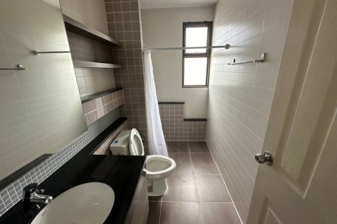 Townhouse à Phra Khanong, Bangkok, Thaïlande 3 chambres № 160613 - photo 3