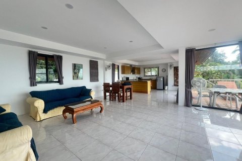 Villa in Ko Samui, Thailand 4 bedrooms № 160618 - photo 18