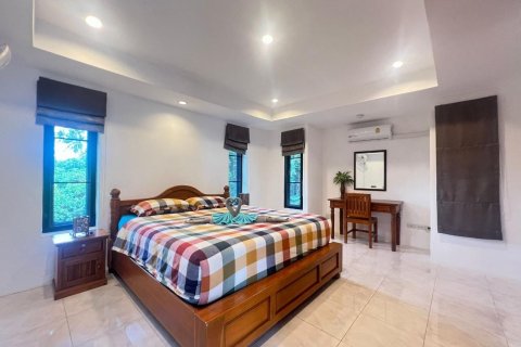 Villa in Ko Samui, Thailand 4 bedrooms № 160618 - photo 19
