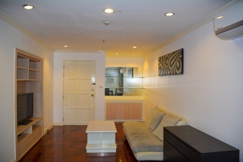 Condo in Watthana, Bangkok, Thailand, 2 bedrooms  № 160615 - photo 7