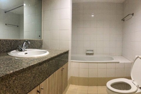 Condo in Watthana, Bangkok, Thailand, 2 bedrooms  № 160615 - photo 15