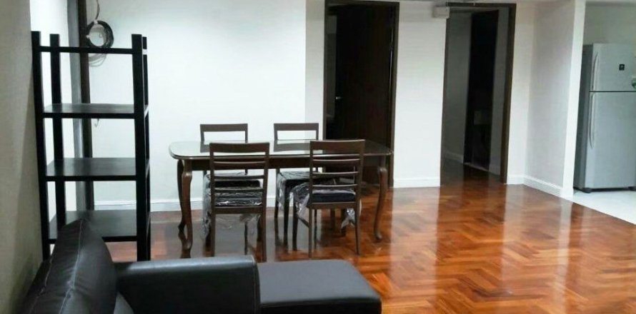 Condo in Watthana, Bangkok, Thailand, 2 bedrooms № 160616