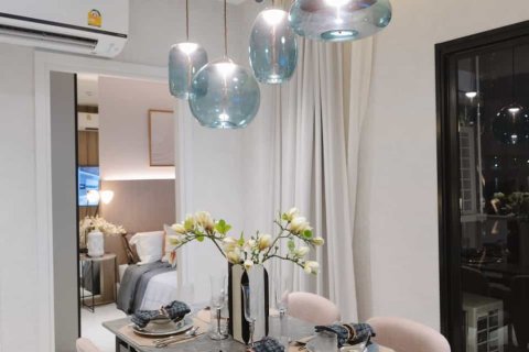 Condo in Bangkok, Thailand, 2 bedrooms  № 166609 - photo 8