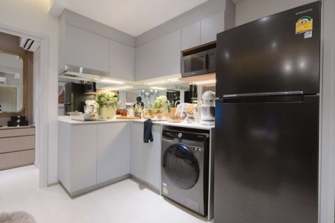 Condo in Bangkok, Thailand, 2 bedrooms  № 166609 - photo 6