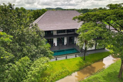 Villa in Chiang Mai, Thailand 5 bedrooms № 159994 - photo 6