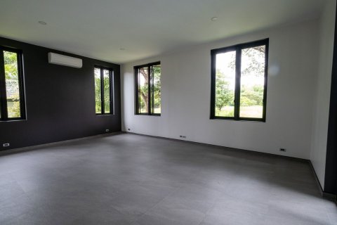 Villa in Chiang Mai, Thailand 5 bedrooms № 159994 - photo 16