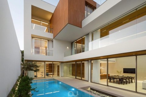 Villa in Chiang Mai, Thailand 5 bedrooms № 159992