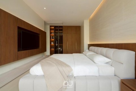 Villa in Chiang Mai, Thailand 5 bedrooms № 159992 - photo 16