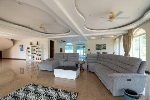 Дом в Чиангмае, Таиланд с 5 спальнями  № 159991 - фото 7