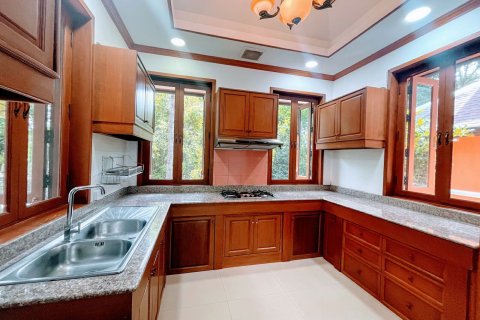 Вилла в Чиангмае, Таиланд с 3 спальнями  № 159993 - фото 12