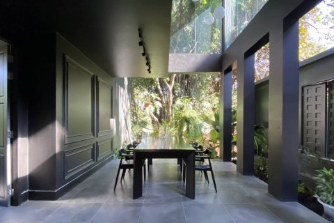 Villa in Chiang Mai, Thailand 7 bedrooms № 159988 - photo 7