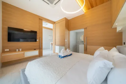 Casa de 3 dormitorios en Bang Tao, Tailandia № 233475 - foto 19