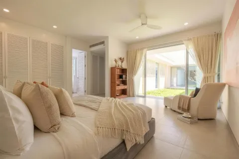 Casa de 5 dormitorios en Layan Beach, Tailandia № 233473 - foto 18