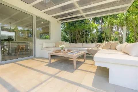 Casa de 5 dormitorios en Layan Beach, Tailandia № 233473 - foto 19