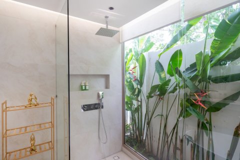 Casa de 4 dormitorios en Bang Tao, Tailandia № 233476 - foto 23