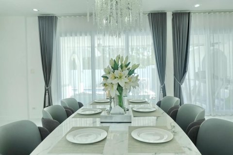 Villa in Pattaya, Thailand 3 bedrooms № 160937 - photo 20