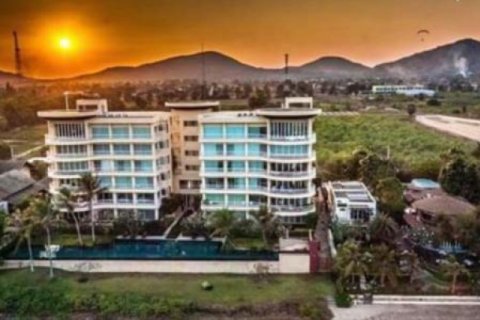 Apartment in Hua Hin, Thailand 3 bedrooms № 193403 - photo 5