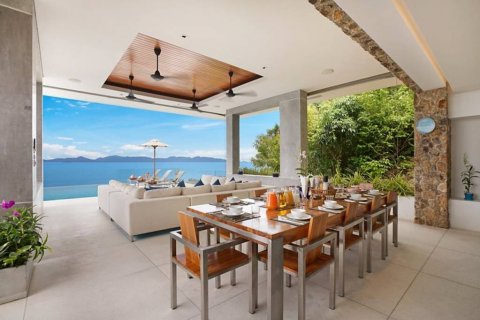 Villa in Surat Thani, Thailand 5 bedrooms № 116875 - photo 6