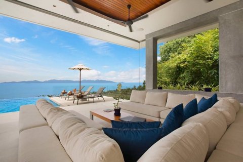 Villa in Surat Thani, Thailand 5 bedrooms № 116875 - photo 7