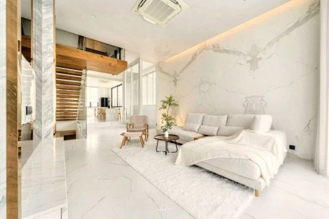 Дом в Бангкоке, Таиланд с 3 спальнями № 116870 - фото 1